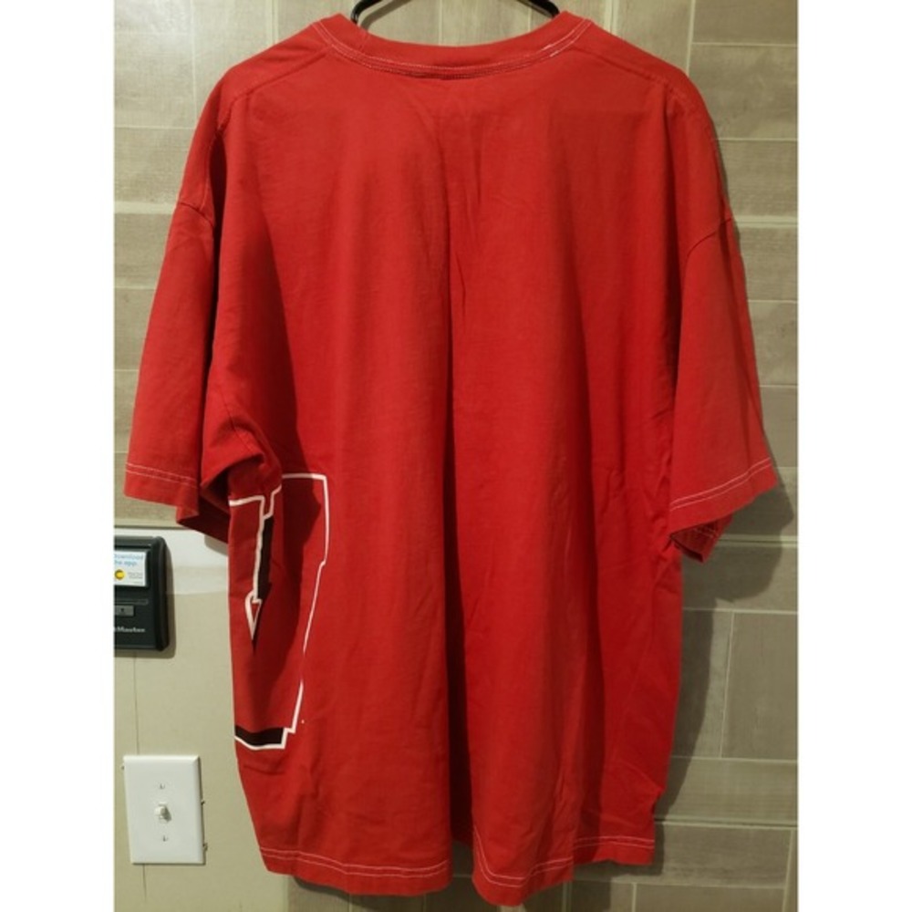 Wisconsin Badgers Team Starter Mens Shirt Size XL Red Big Logo - Picture 4 of 4